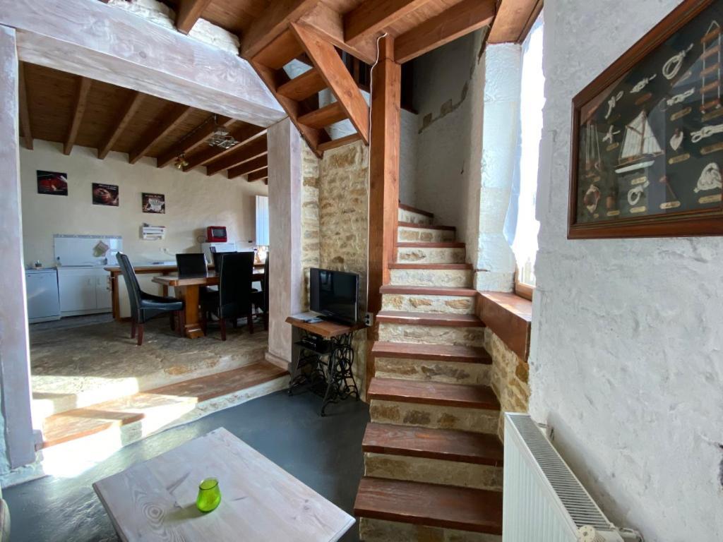 Holiday Home La Brijopa Bazoges-en-Pareds Exterior foto